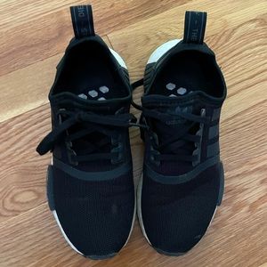Adidas NMD_R1 sneaker size 4.5 Youth